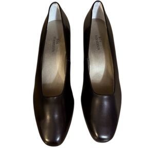 Ros Hommerson Black Leather Pumps 7.5 Comfort Low Heel Career Classic Cushioned